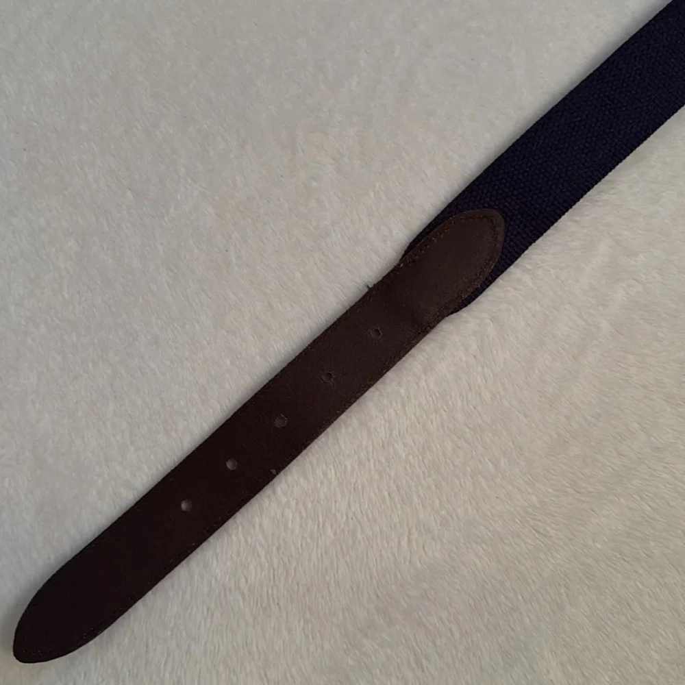 {VV} Vineyard Vines | Football Micro Whale Print Canvas Club Belt (36) - Picture 15 of 16